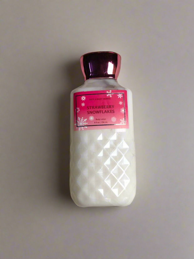 High copy bath and body works strawberry snowflakes lotion