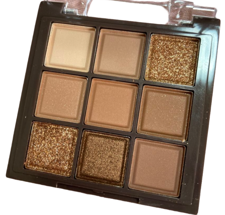 Dikalu Blooming Your Own Beauty Number 06 Eye Shadow